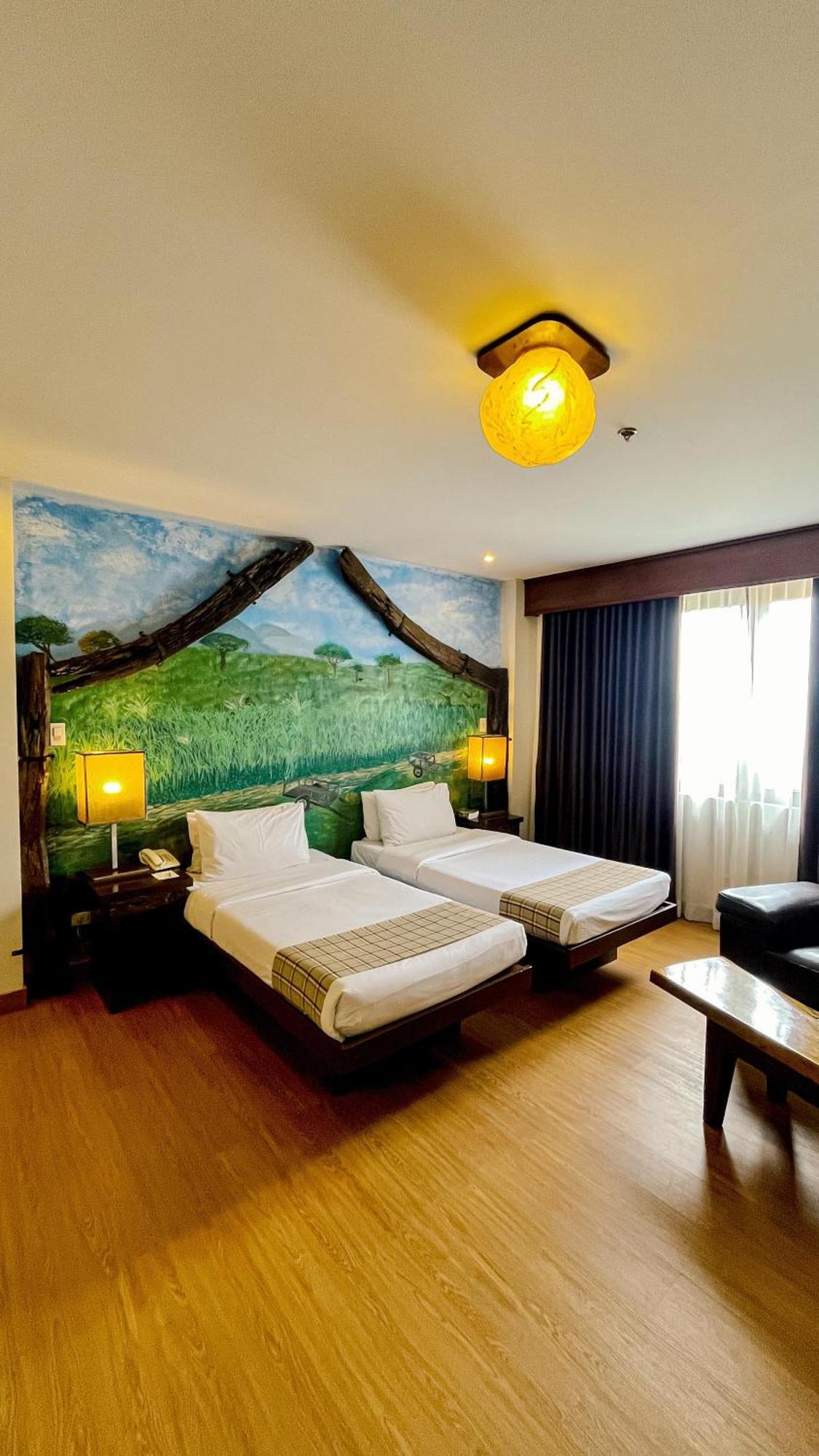 Nature'S Village Resort Баколод Екстер'єр фото